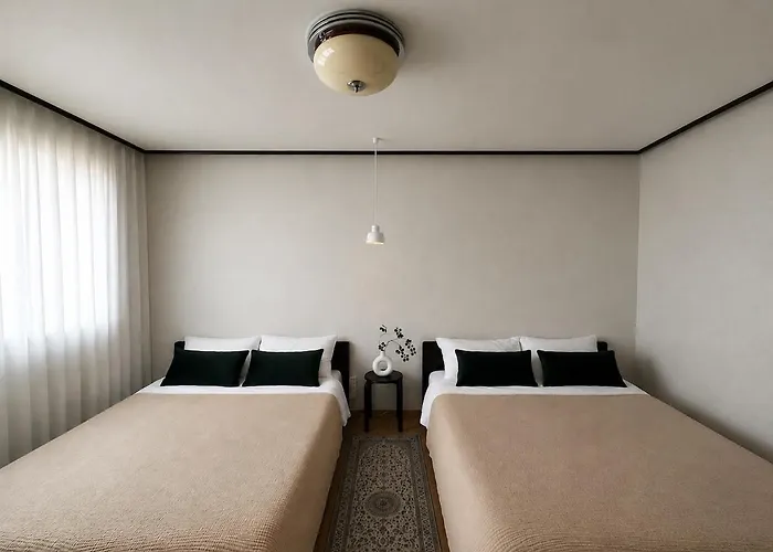 Apartamento Nuri Stay, 오픈특가, 3룸 4베드, 공항버스 정류장 3분, 지하철 5분 Seúl